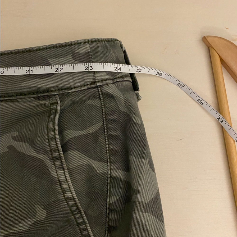 torrid Feel the Fit Olive Green Camo Cargo Pants - Utility Style - Picture 5 of 7